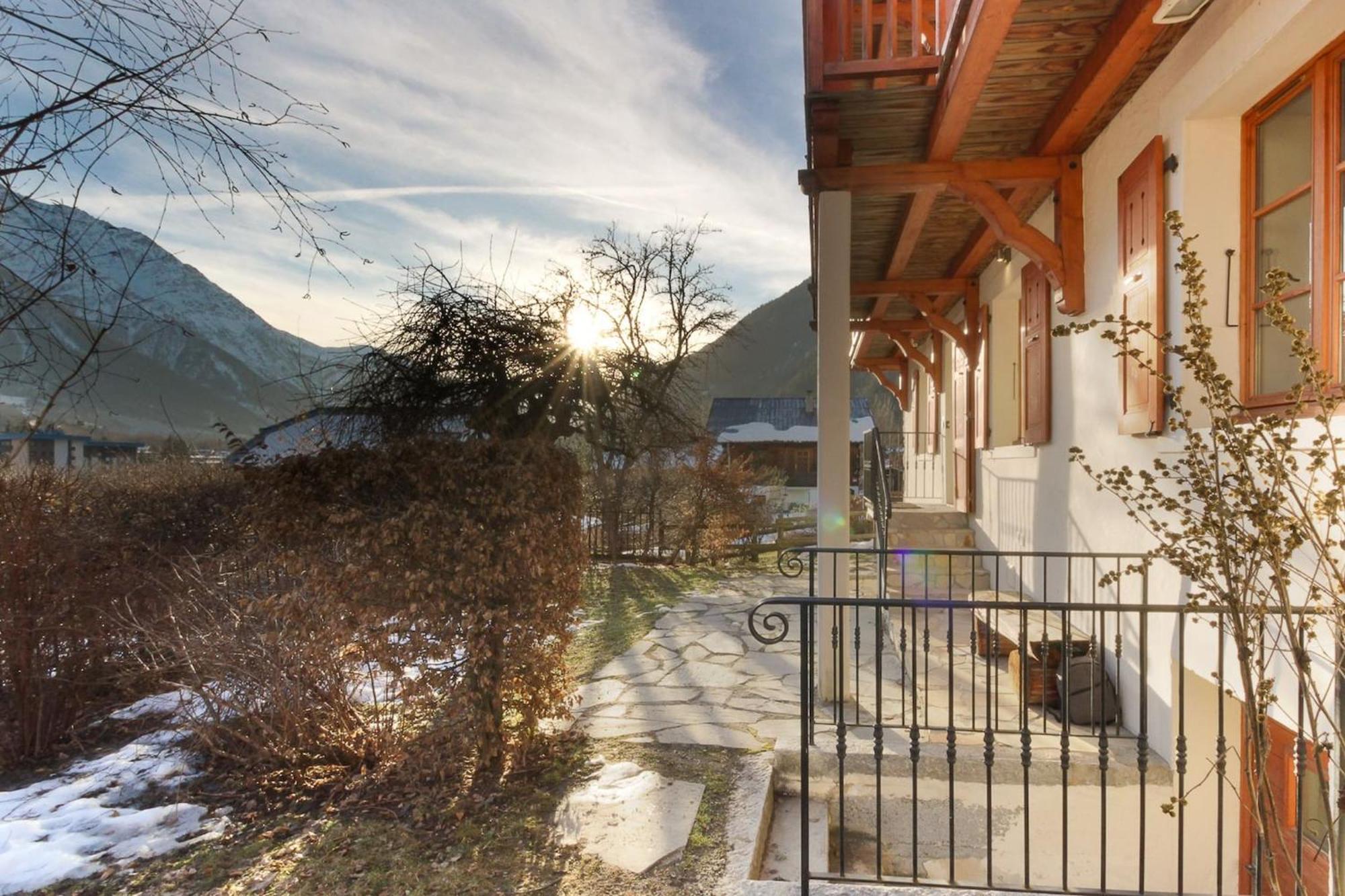 Les Alpins - Centre De Chamonix - Renove Avec Jardin Et Vue Imprenable Sur Le Montblanc Lägenhet Exteriör bild
